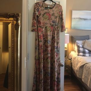 Floral blush maxi dress